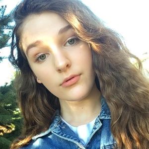 Meet your Posher, Keely